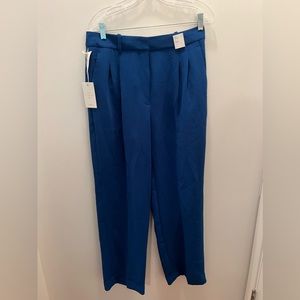 Aritzia BNWT Effortless Pants -Short Size 10 Ultramarine Blue